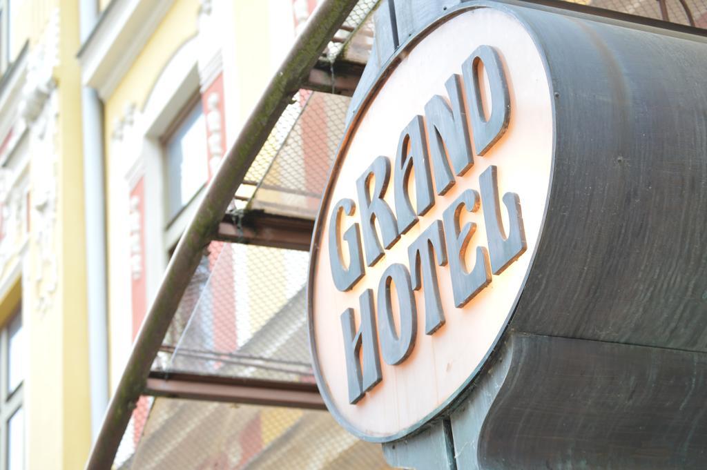 Grandhotel Garni イフラヴァ エクステリア 写真